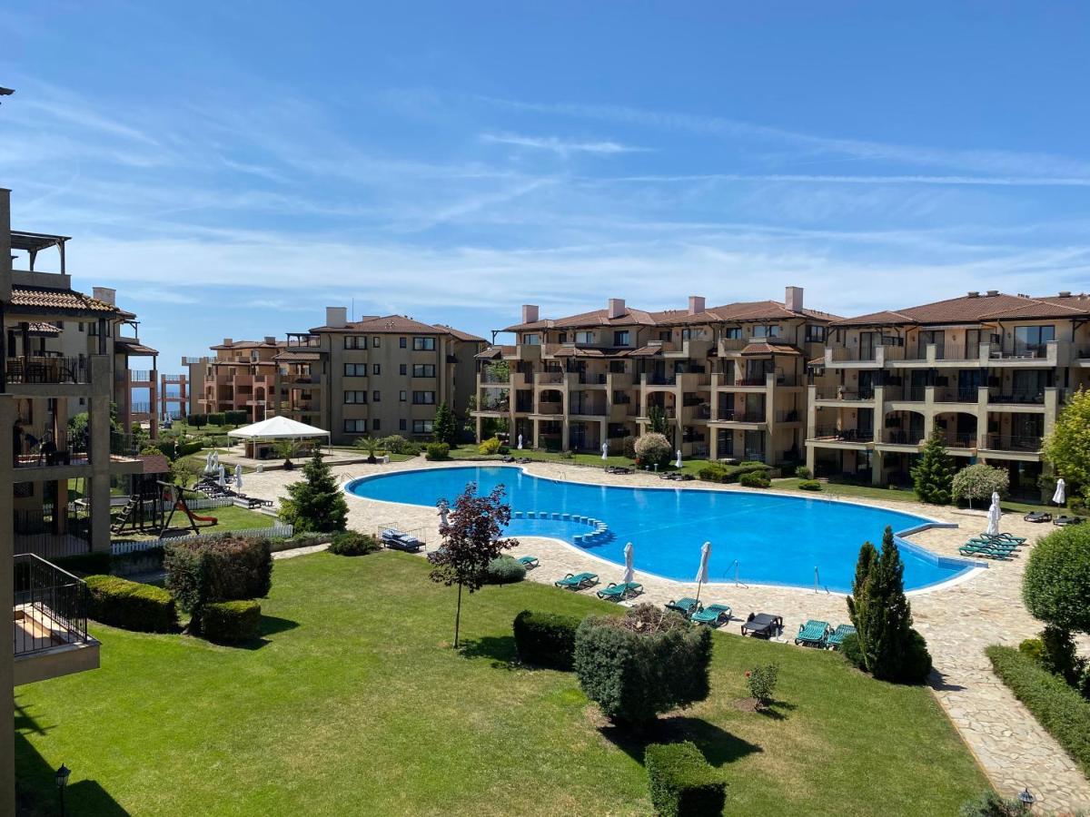 Sea View & Infinity Pool Apartments In Kaliakria Resort Balchik Exterior foto